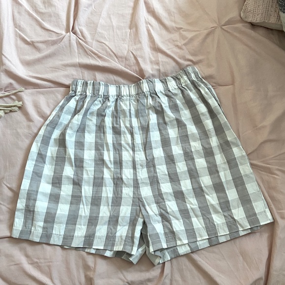 Pants - Women’s high waisted loose shorts